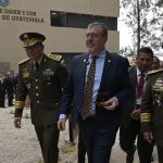Presidente Bernardo Arévalo inaugura la Escuela de Derechos Humanos del Ejército