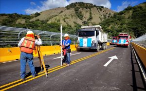 Resultados exitosos en la prueba de carga del puente Chitomax que conectará a Baja Verapaz con Quiché