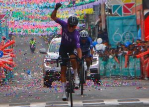 Rodrigo Contreras del NU Colombia gana la VIII etapa de la 64 vuelta ciclística a Guatemala