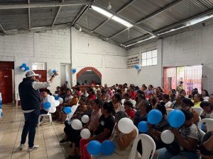 CABAL lleva jornada de afiliación a la colonia Bethania, zona 7 capitalina