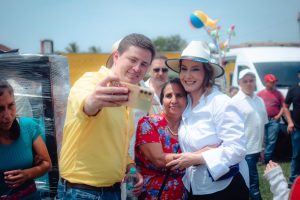 Zury Ríos regresa a la política con los Unionistas