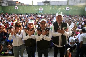 La UNE con casa llena en Mixco