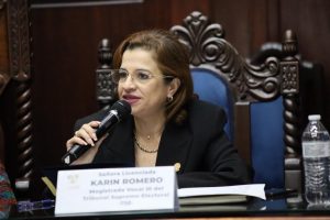 Magistrada del TSE Karin Romero estuvo en conversatorio Parlamento de Mujeres Políticas