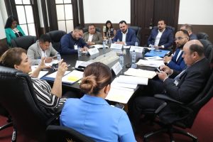 Deuda millonaria afronta Empresa Eléctrica Municipal de Puerto Barrios