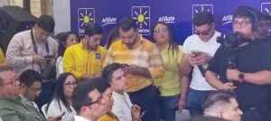 Diputados Napo Rojas y Leonel Alarcón dejan Vamos y se incorporan en Unionistas