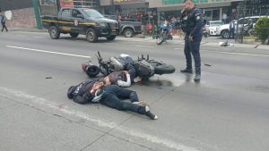 Un supuesto moto ladrón muerto y uno herido en kilómetro 19 ruta Interamericana jurisdicción de Mixco