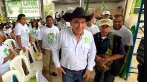 Rubelio Recinos regresa a la política