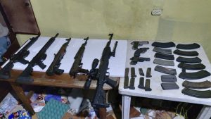 Incautan armamento en allanamiento en la colonia el Limón, zona 18, capital