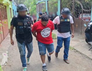 Presunto implicado en cobro de extorsiones a pilotos de transporte pesado es capturado en allanamientos