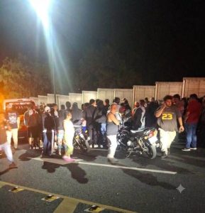 Sicarios asesinan a tío y sobrino en las afueras del centro comercial El Encuentro, Palín