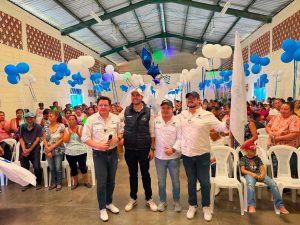 Cabal realiza caminata y afiliación en colonia Paraiso 2, zona 18