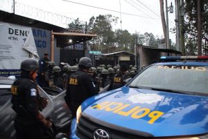 Requisa en marcha esta mañana en la cárcel de Chimaltenango