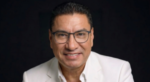 El negocio de la enfermedad y el cinismo de pedir el voto
