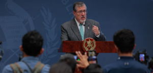 Gobierno y sectores del país trabajan juntos para superar crisis de los pecios internacionales de combustibles
