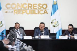 Comisión de Finanzas analiza presupuestos de Mides y Educación para 2027