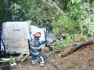 Cisterna con Gas GLP se accidenta en San Antonio la Paz, El Progreso