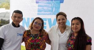 Sandra Jovel visita las bases de Nuevos Tiempos en San Marcos