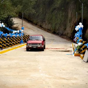 Aldea Pacorral en Tecpán estrena puente y abre nuevas oportunidades